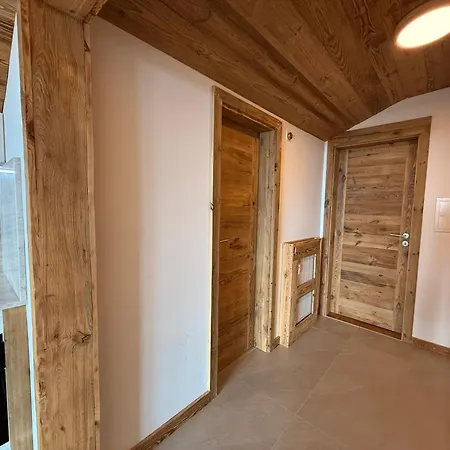 Attique De La Moubra 4 Apartment