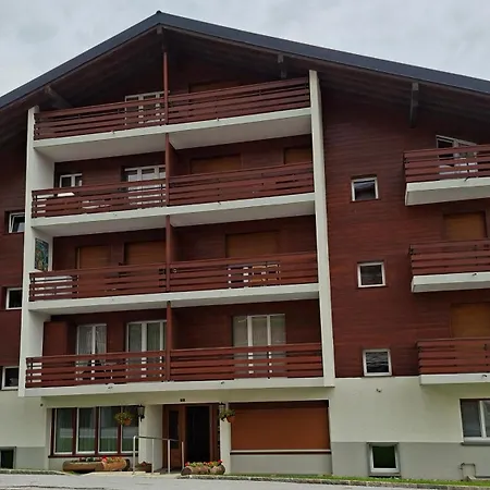 Apartment Attique De La Moubra 4 *